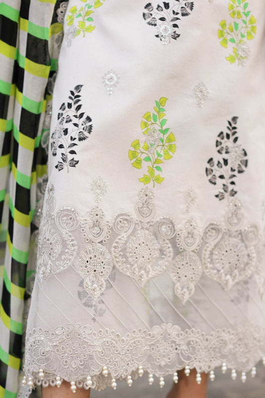 Charizma Rang E Bahar Embroidered Lawn 3pcs - Jotey