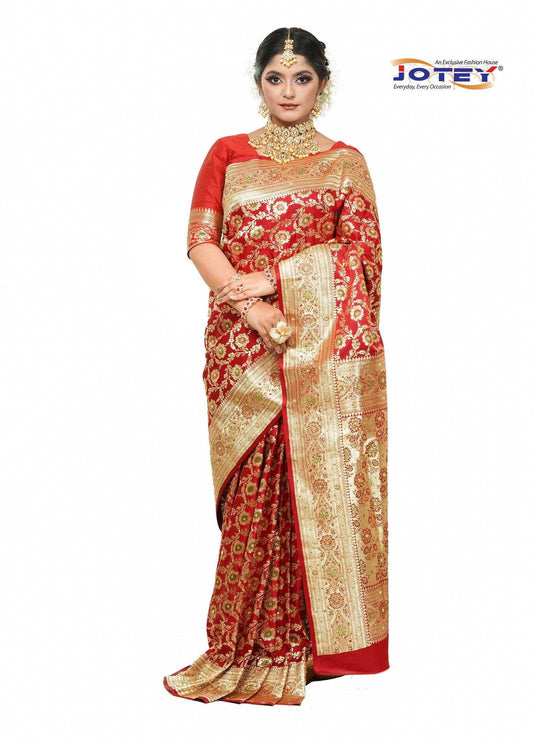Floral Woven Pure Banarasi Silk Saree in Maroon - Jotey