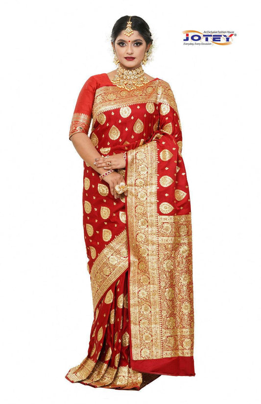 Floral Woven Pure Banarasi Silk Saree in Red - Jotey