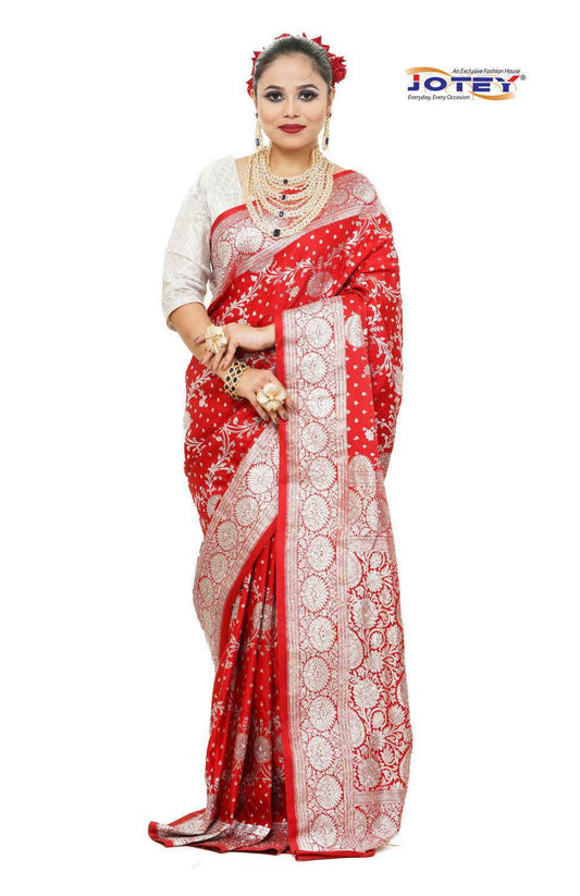 Floral Woven Pure Banarasi Silk Saree in Red - Jotey