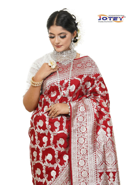 Maroon Floral Woven Pure Banarasi Silk Saree - Jotey