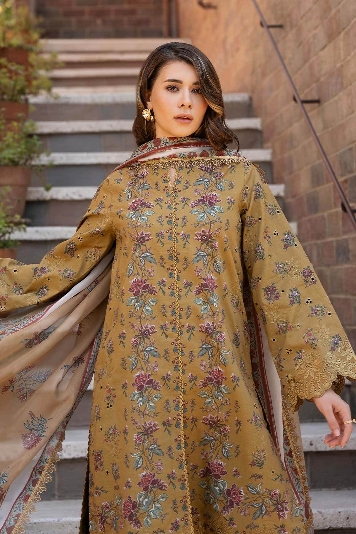 AFROZEH Damask The Holiday Edit'25 Embroidered Lawn 3pcs - Jotey