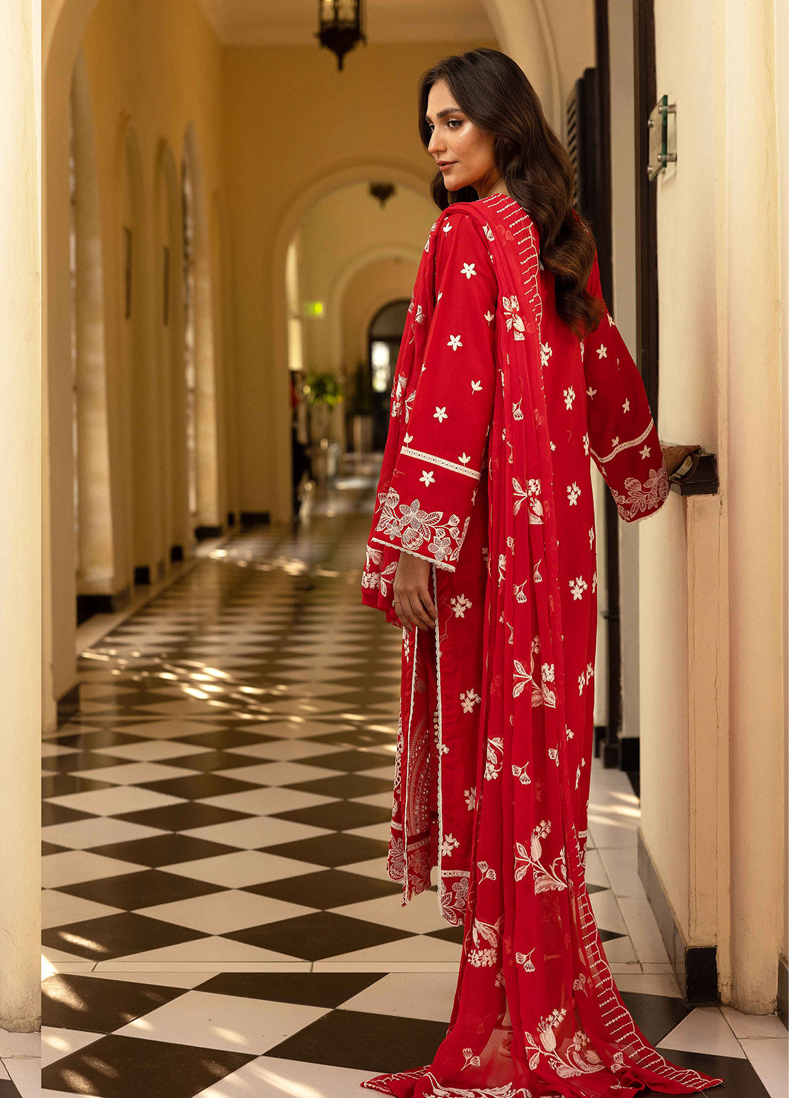 Khoobsurat Lawnkari Embroidered Lawn Unstitched 3pcs