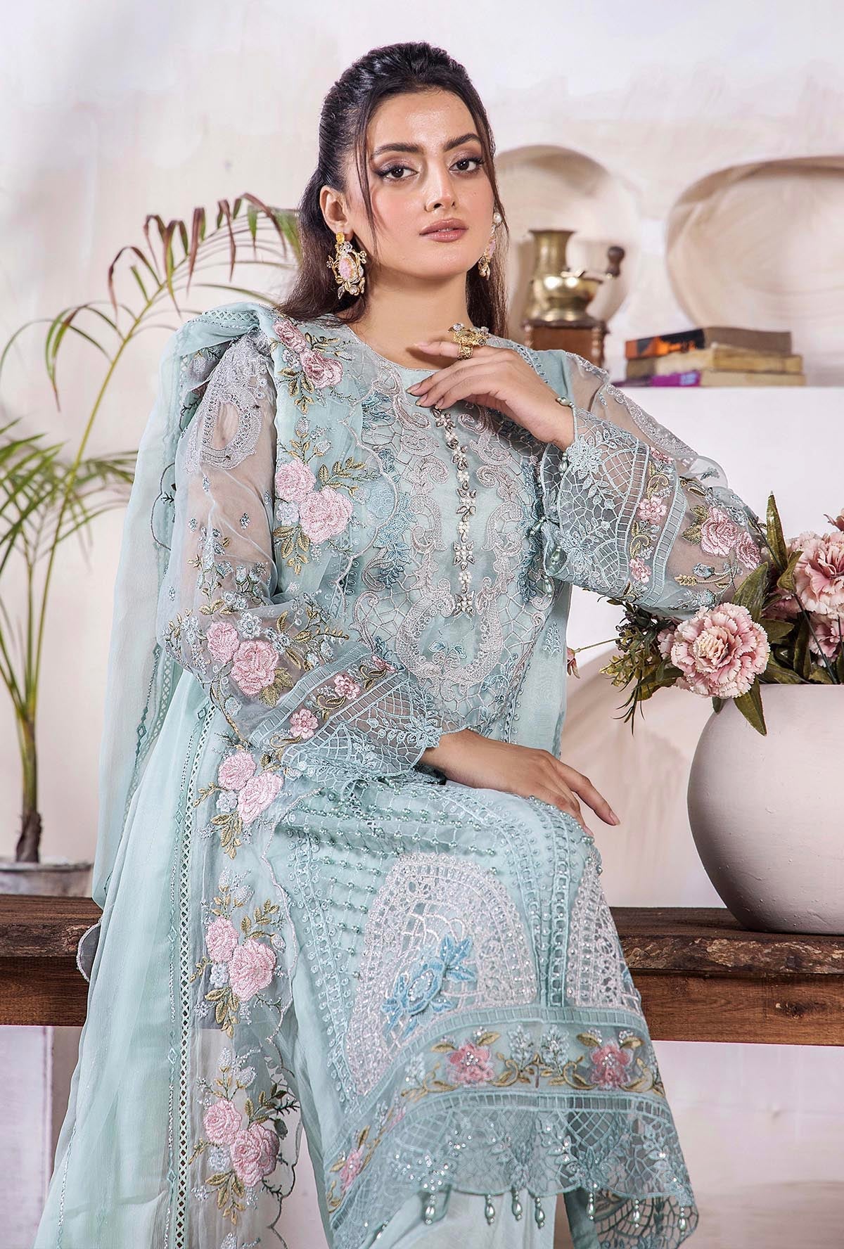 Riwayat By ZA Clothes Embroidered Stitched 3pcs
