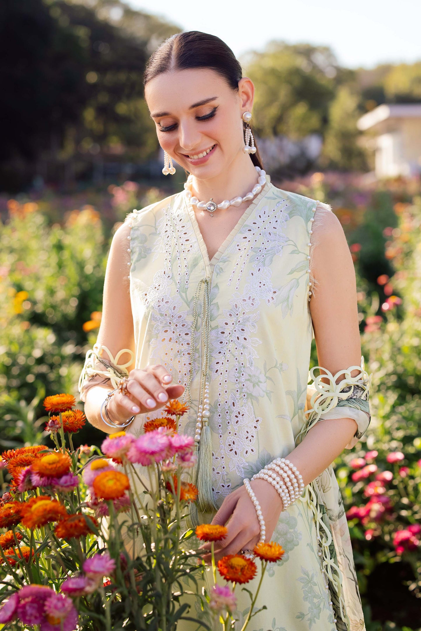 Jade Flora Embroidered Printed Lawn Unstitched 3pcs