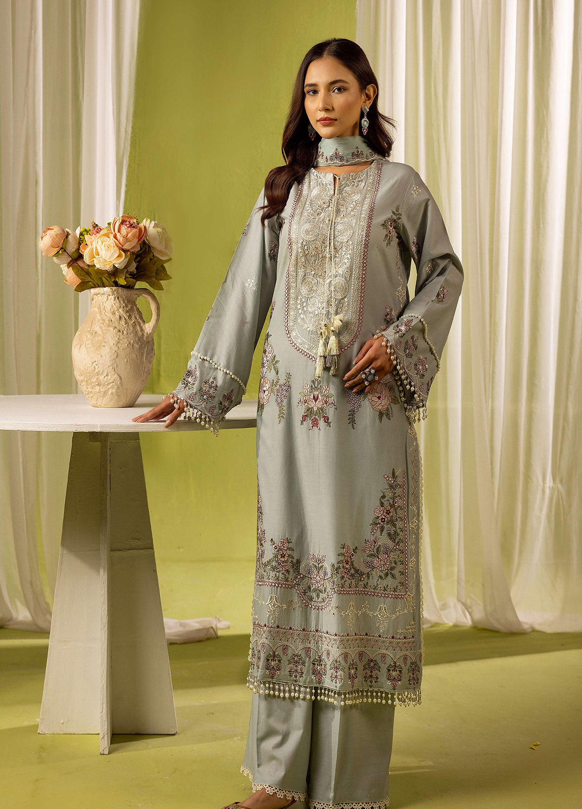 Khoobsurat Signature Shamiyana Luxury Embroidered Lawn 3pcs