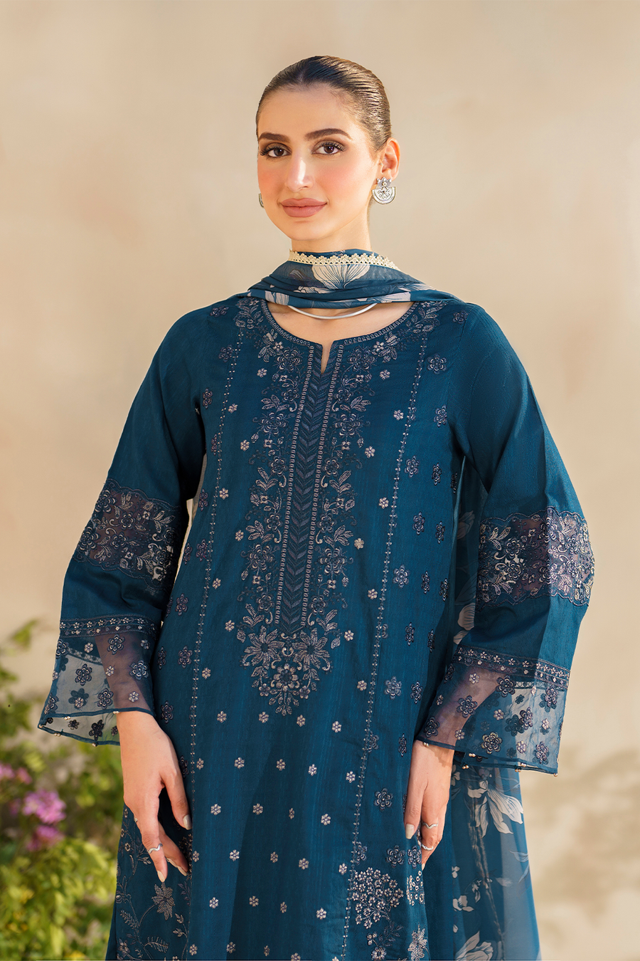 Iznik Festive Lawn Embroidered Unstitched 3pcs - Jotey