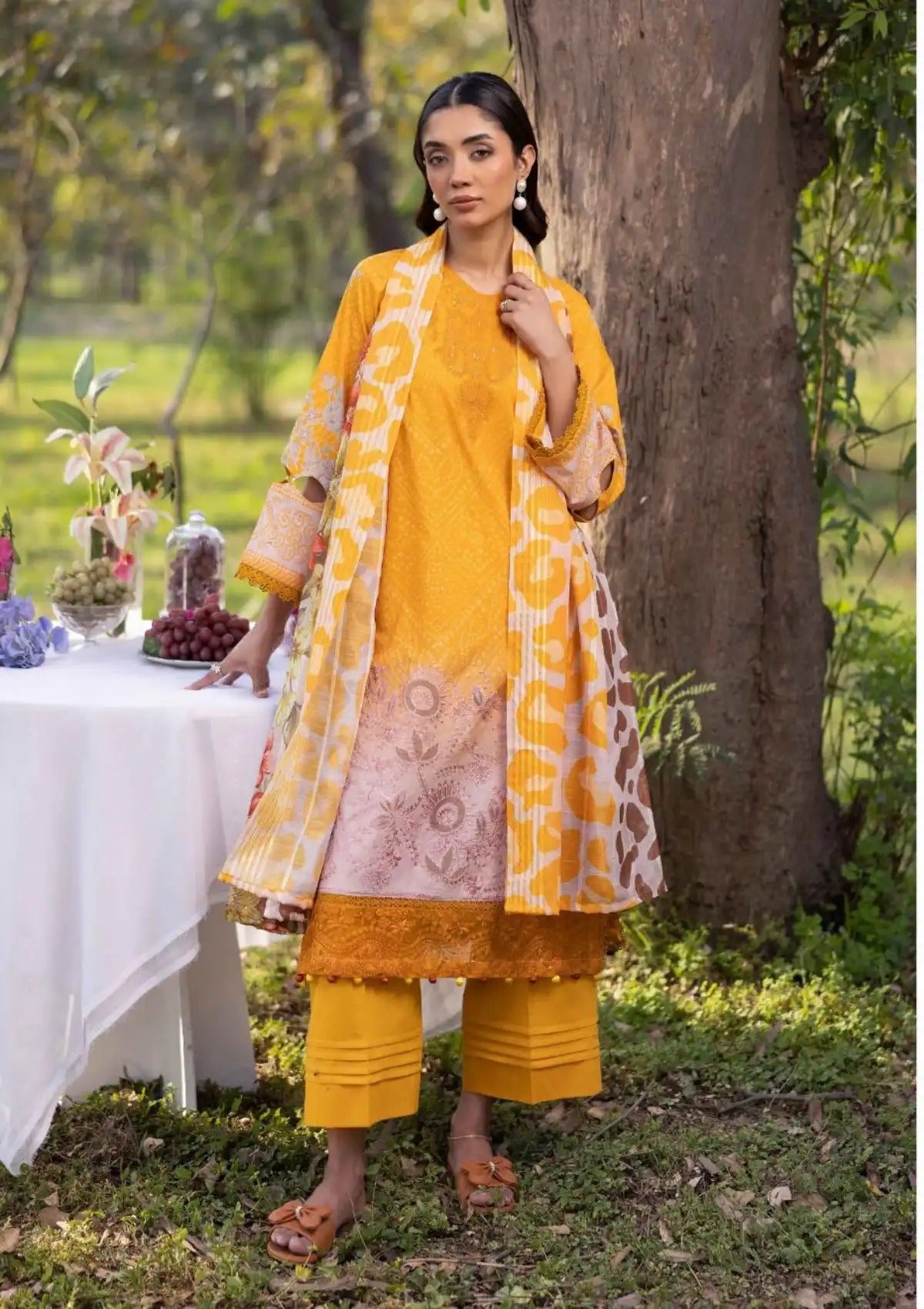 Nur Vantage Embroidered Lawn Unstitched 3 Piece
