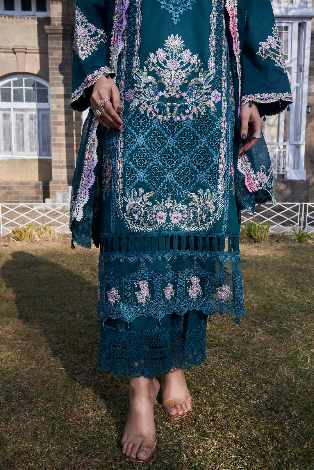 Atiya Irfan Preet Embroidered Unstitched Lawn 3pcs