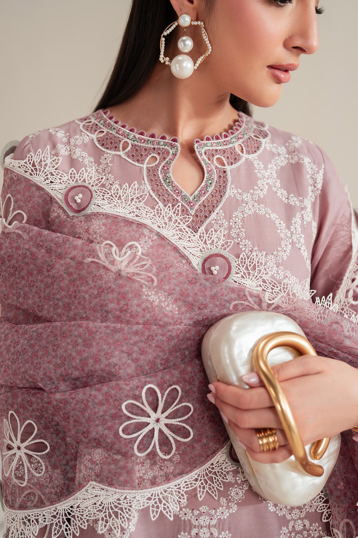 Iris By Jazmin Embroidered Luxury Lawn Unstitched 3pcs
