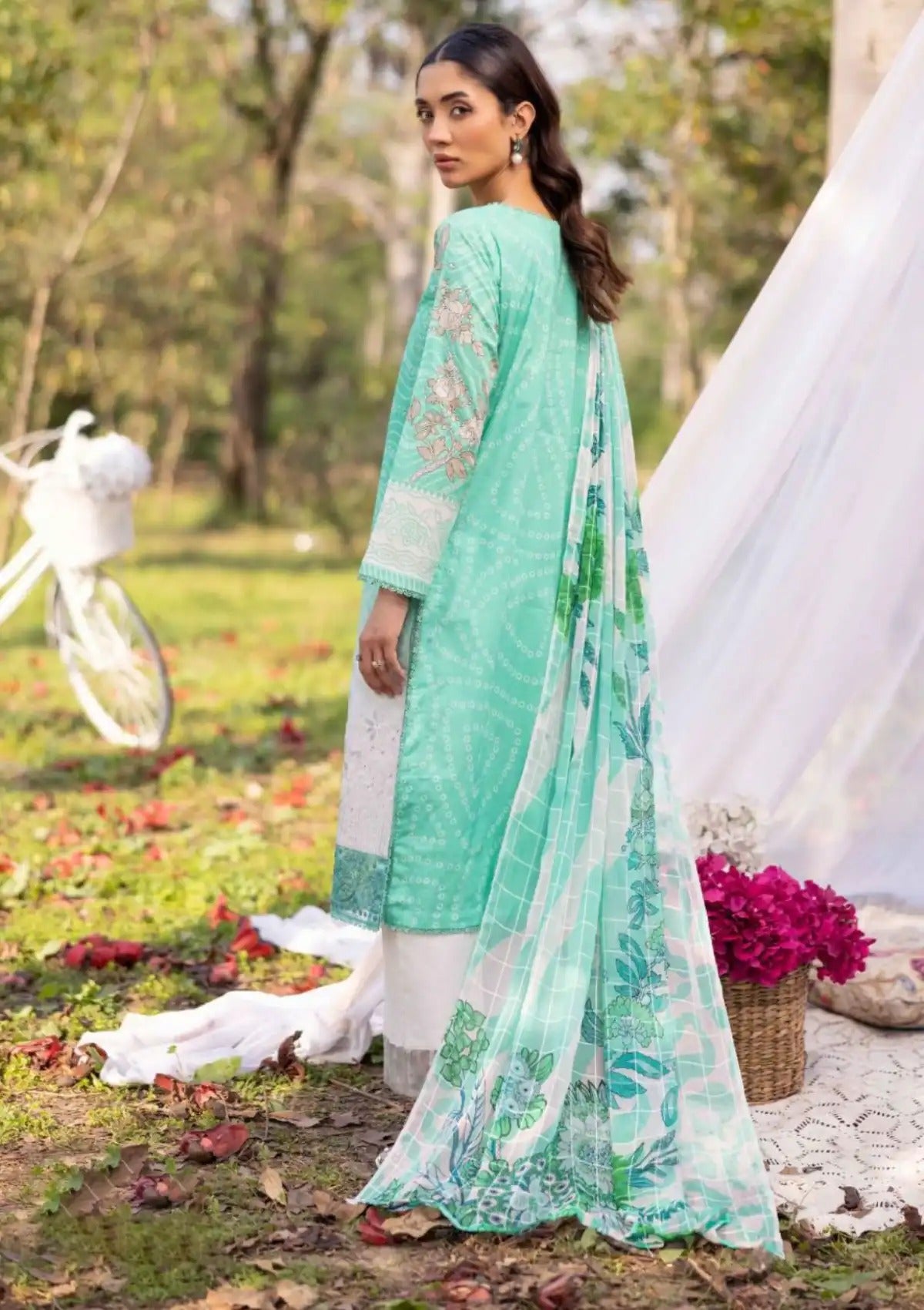 Nur Vantage Embroidered Lawn Unstitched 3 Piece