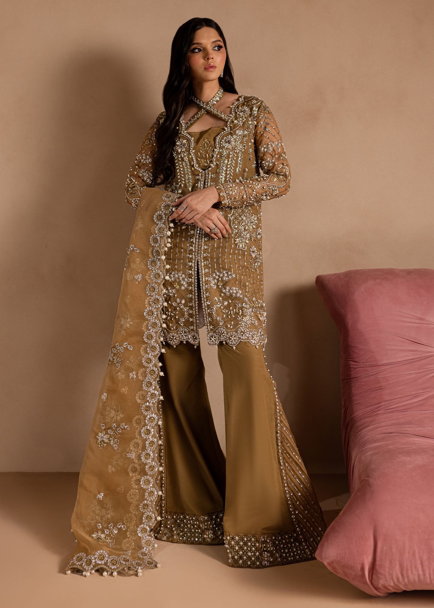 Maria Osama Khan Lamhay Wedding Festive Edit'24