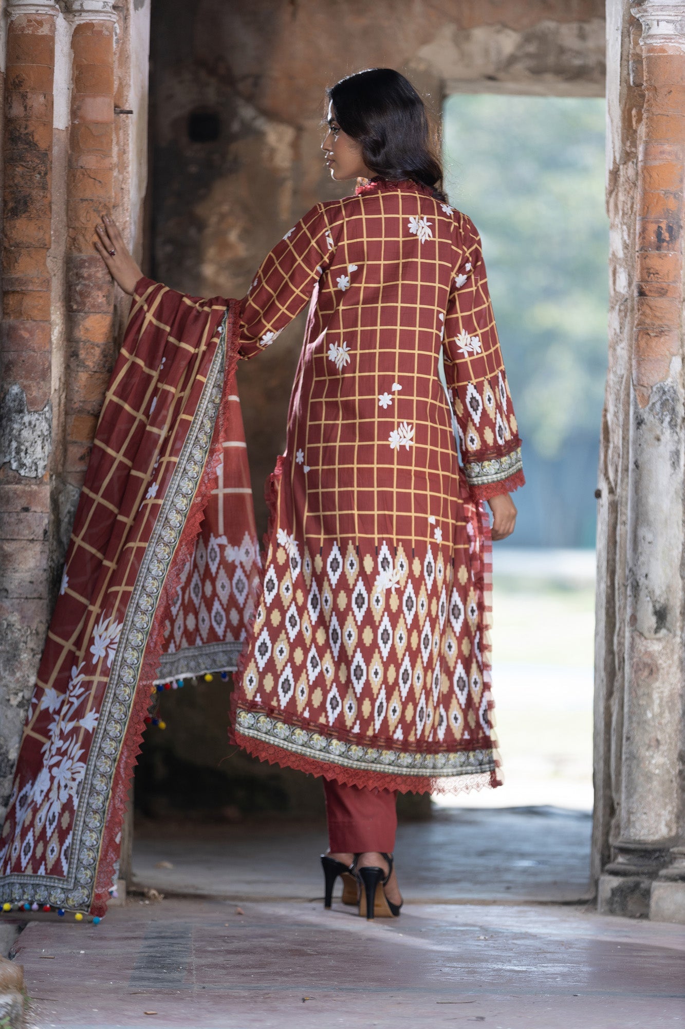 Meerab Embroidered & Sequence Work Lawn Unstitched 3pcs
