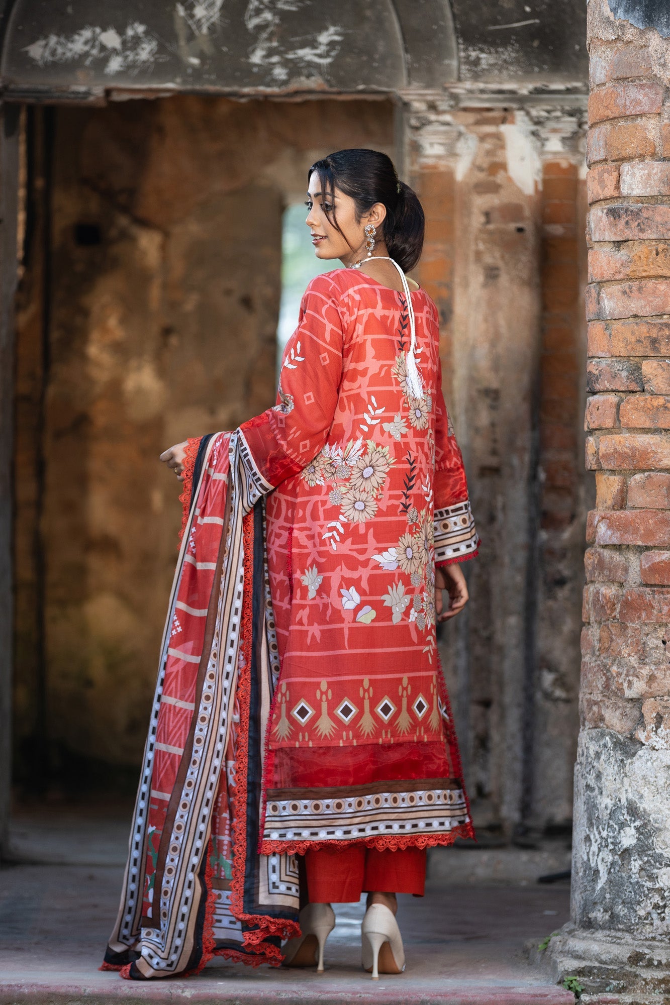 Meerab Embroidered & Sequence Work Lawn Unstitched 3pcs