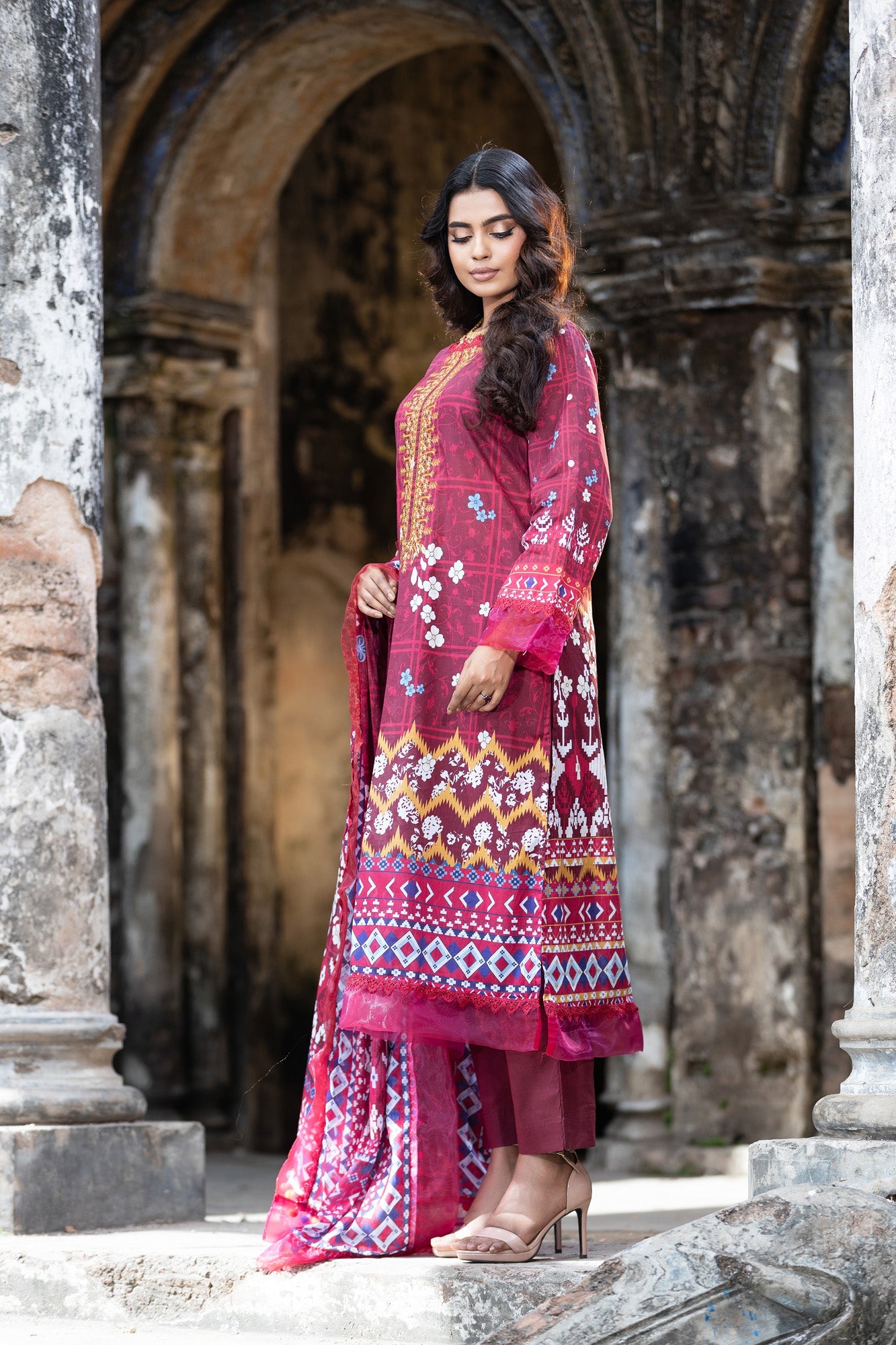 Meerab Embroidered & Sequence Work Lawn Unstitched 3pcs
