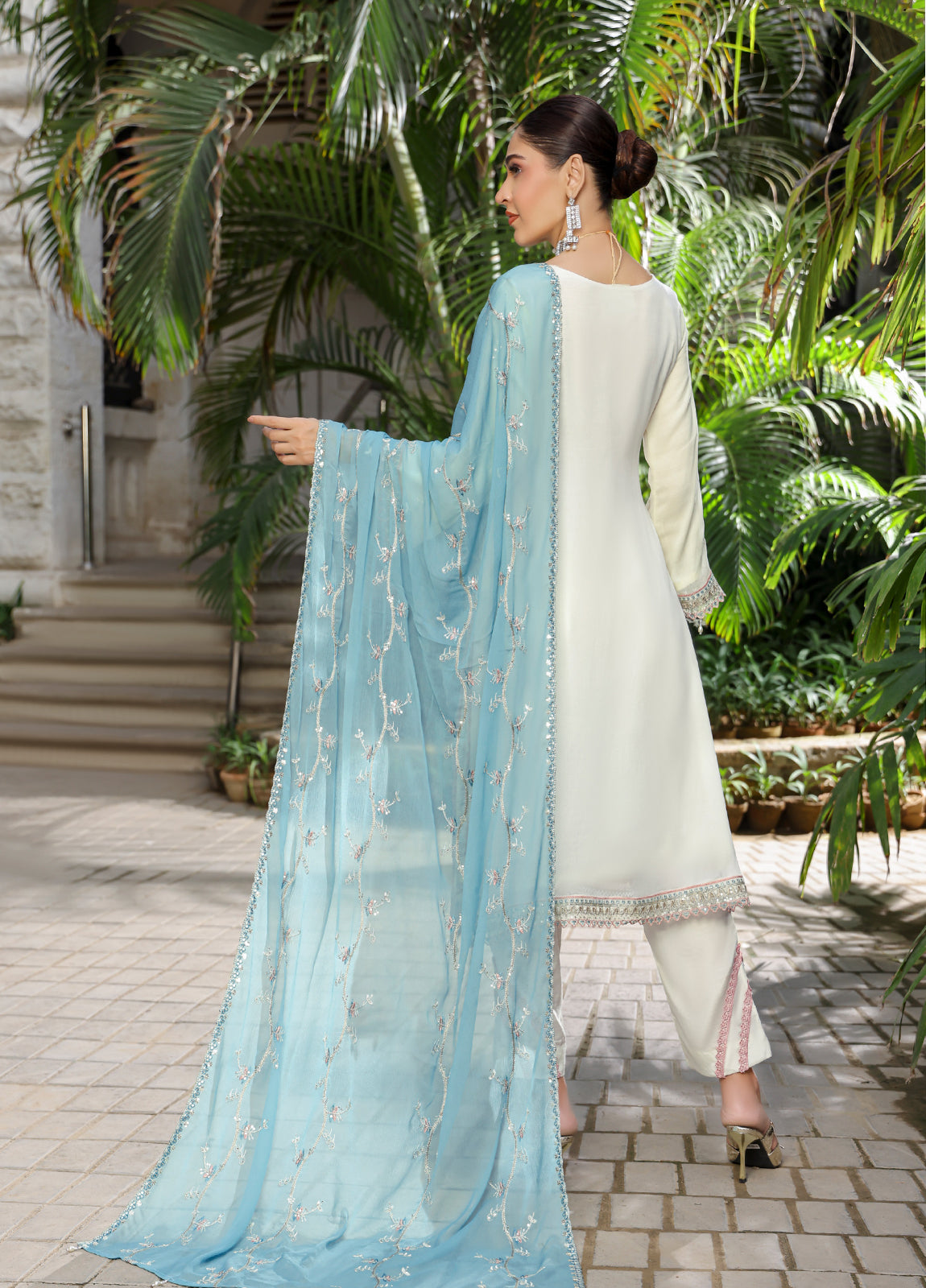 Mushk By Bin khalid Embroidered Fancy Chiffon Unstitched Three Piece