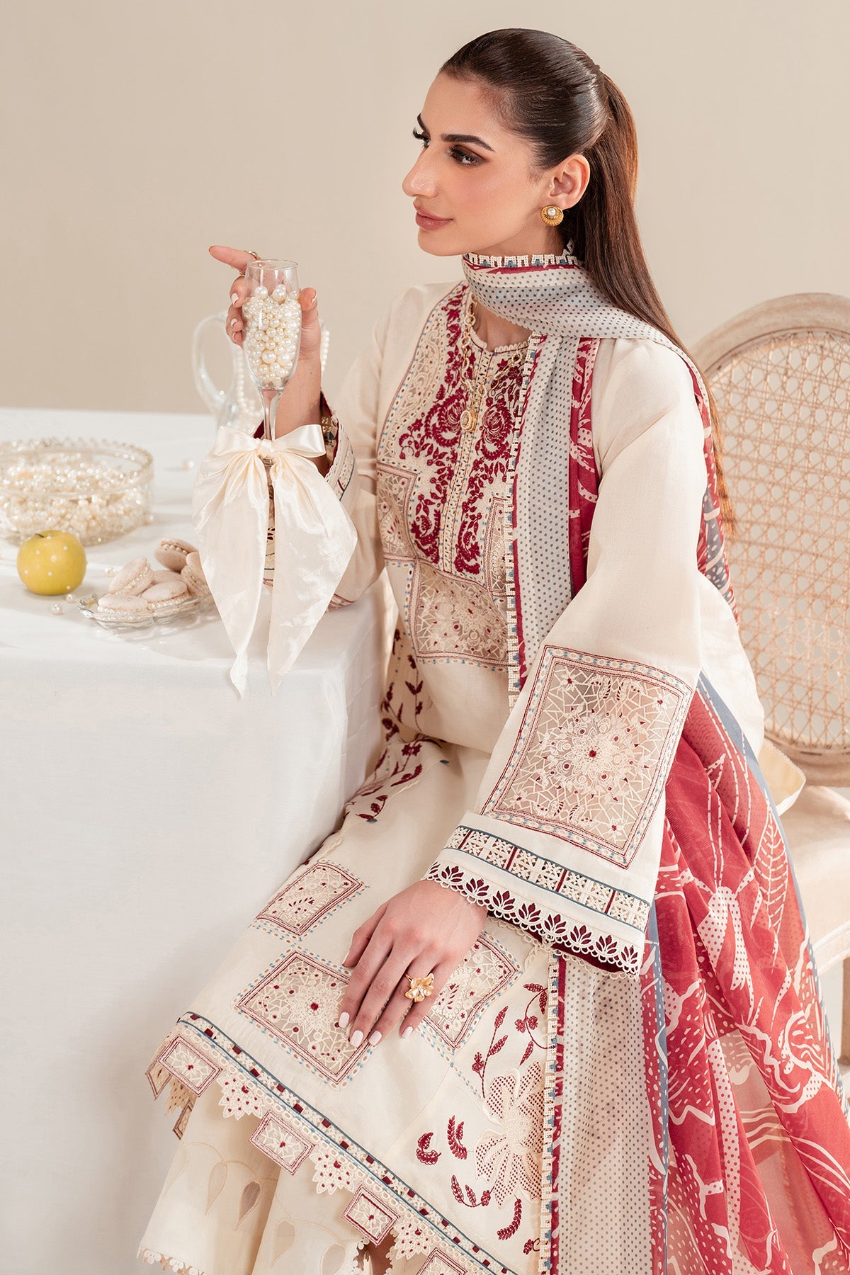 Iris By Jazmin Embroidered Luxury Lawn Unstitched 3pcs