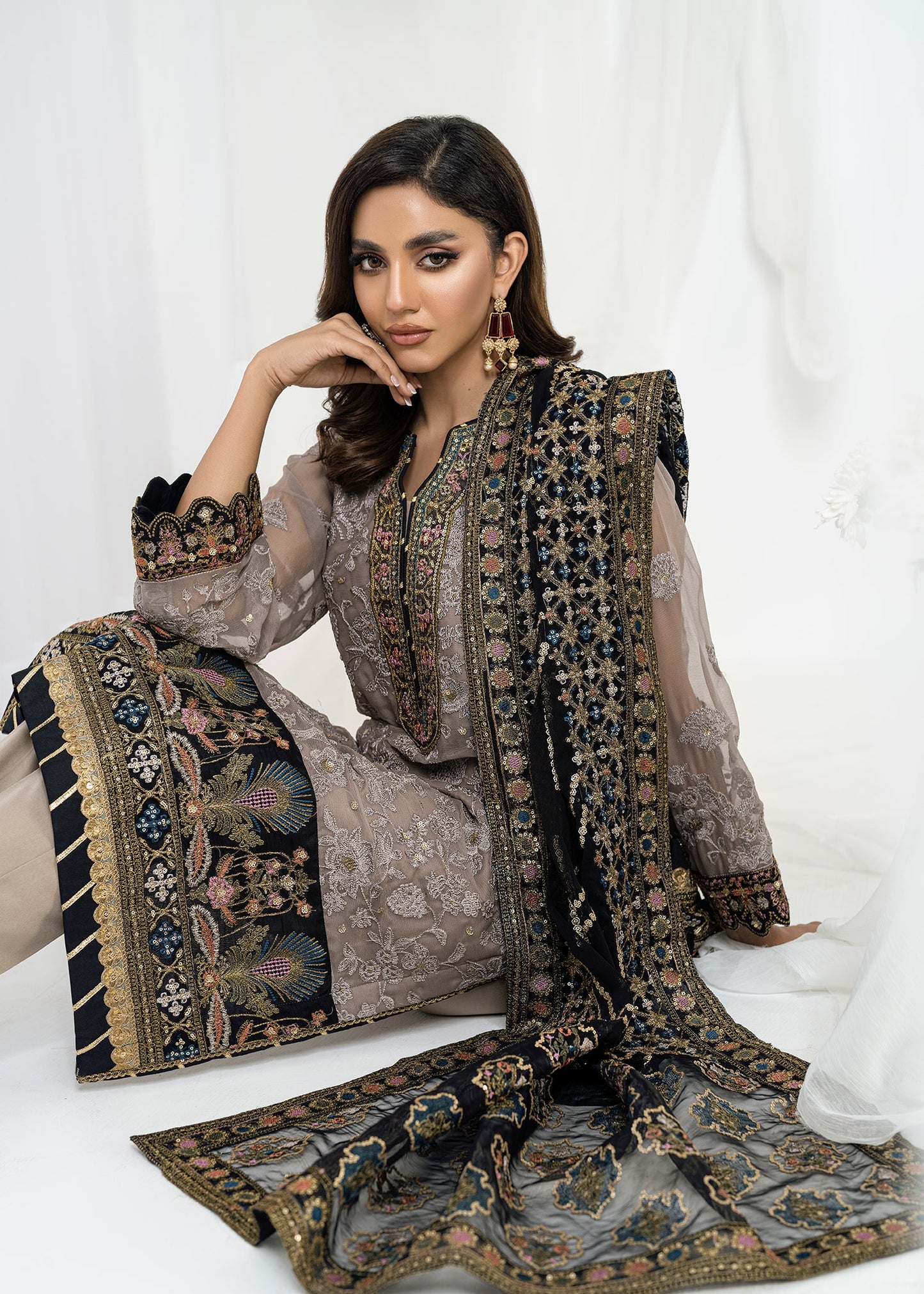 Mahrani By Noorma Kaamal Signature Luxury Pret Stitched 3pcs