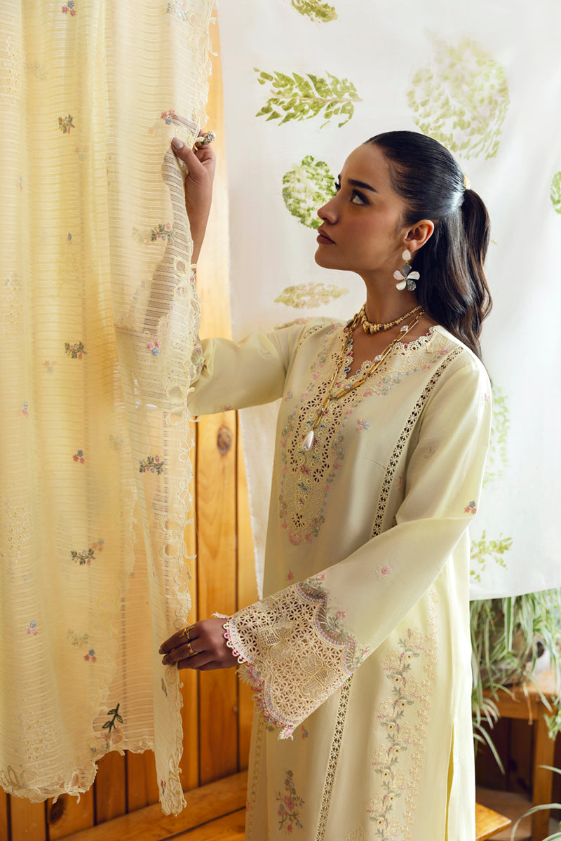 Qalamkar Qlinekari Embroidered Luxury Lawn Unstitched 3pcs