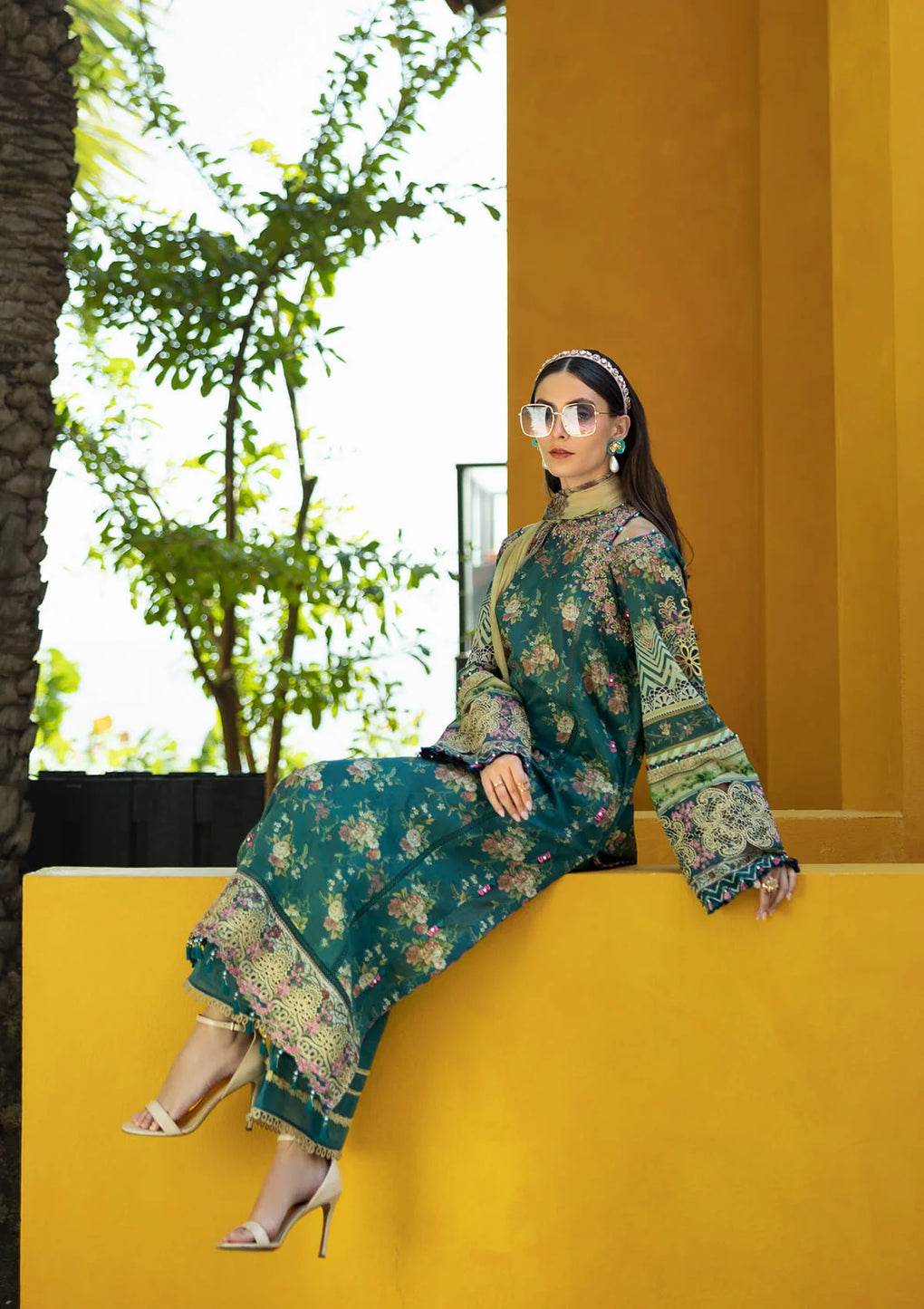 Elaf Premium Signature Embroidered Lawn Unstitched 3pcs - Jotey
