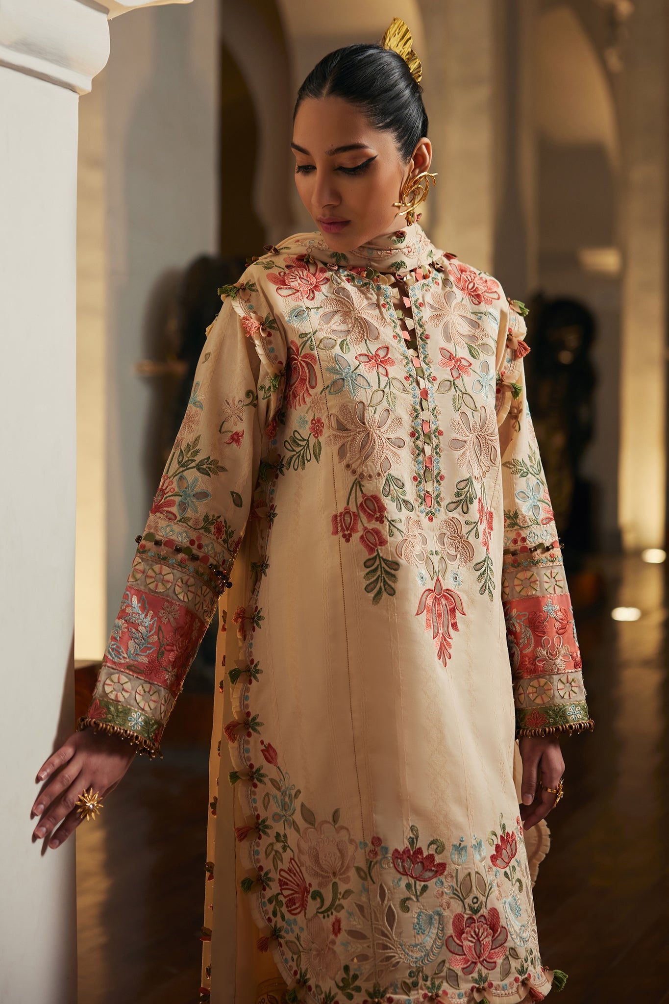 Elan Embroidered Lawn Unstitched 3pcs