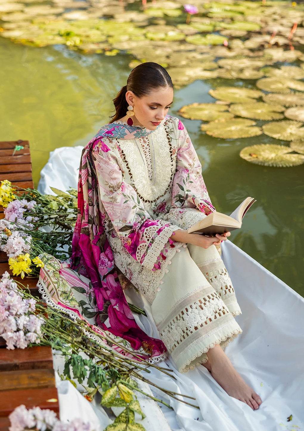 Elaf Print Chikankari Unstitched Lawn 3pcs - Jotey
