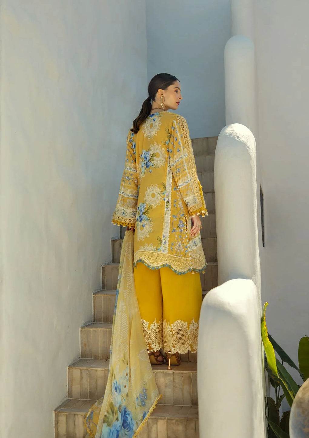 Elaf Premium Signature Embroidered Lawn Unstitched 3pcs - Jotey