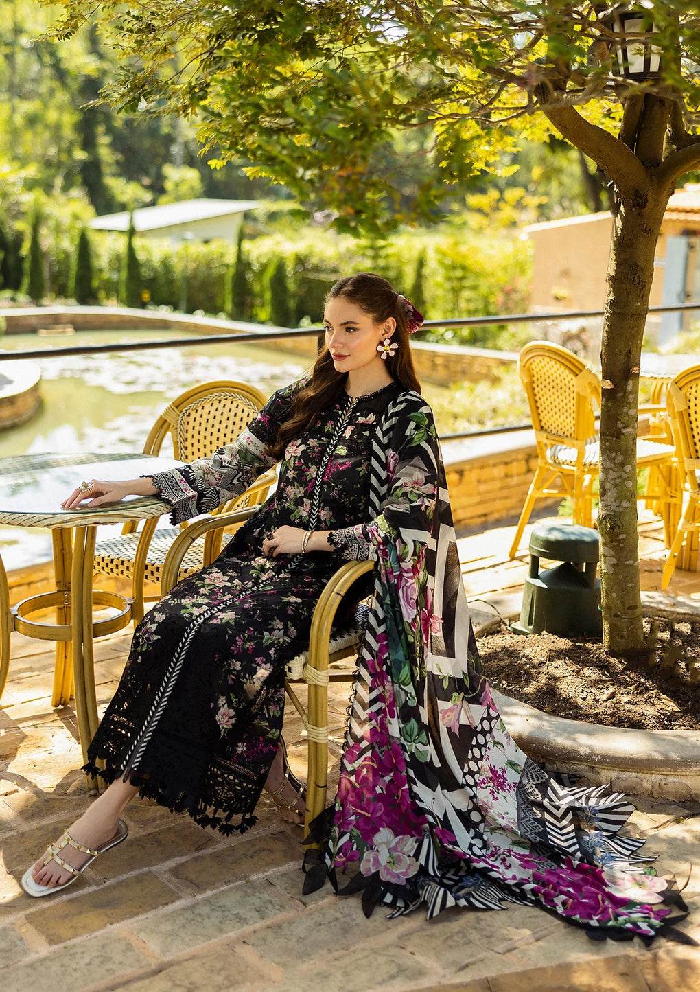 Elaf Print Chikankari Unstitched Lawn 3pcs - Jotey