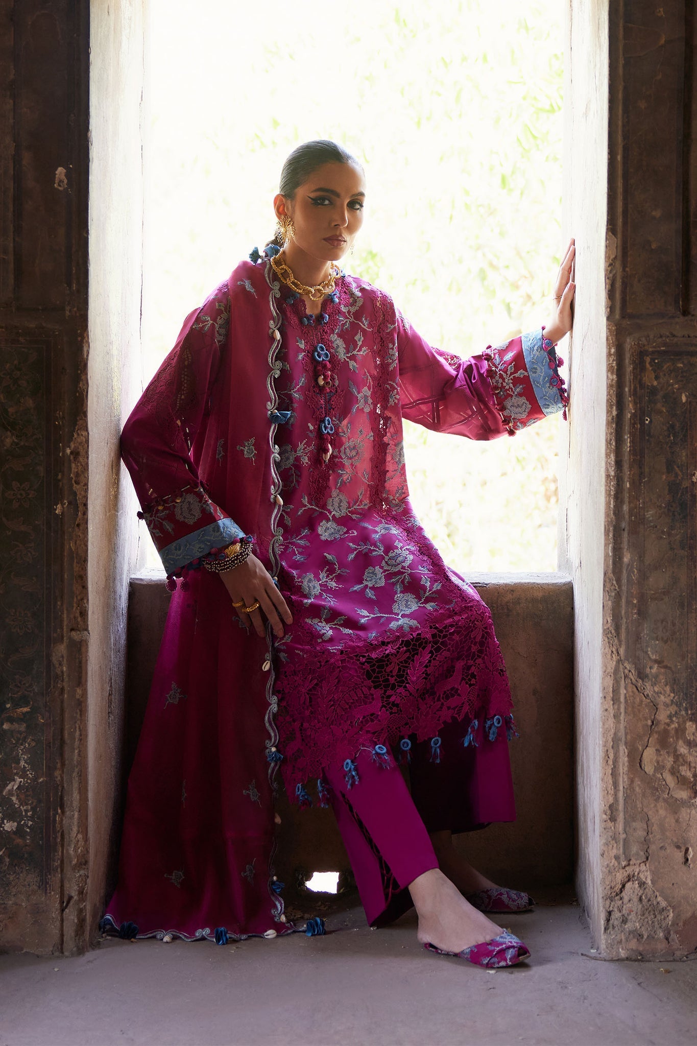 Elan Embroidered Lawn Unstitched 3pcs