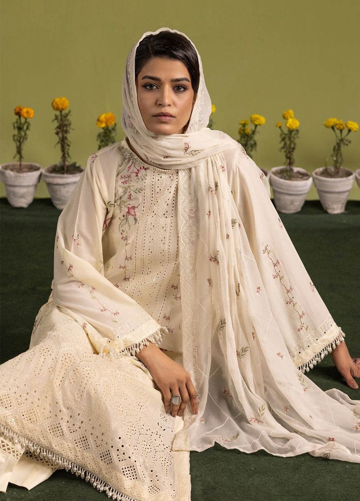 Gul-E-Bahaar By Khoobsurat Embroidered Lawn Unstitched 3pcs - Jotey