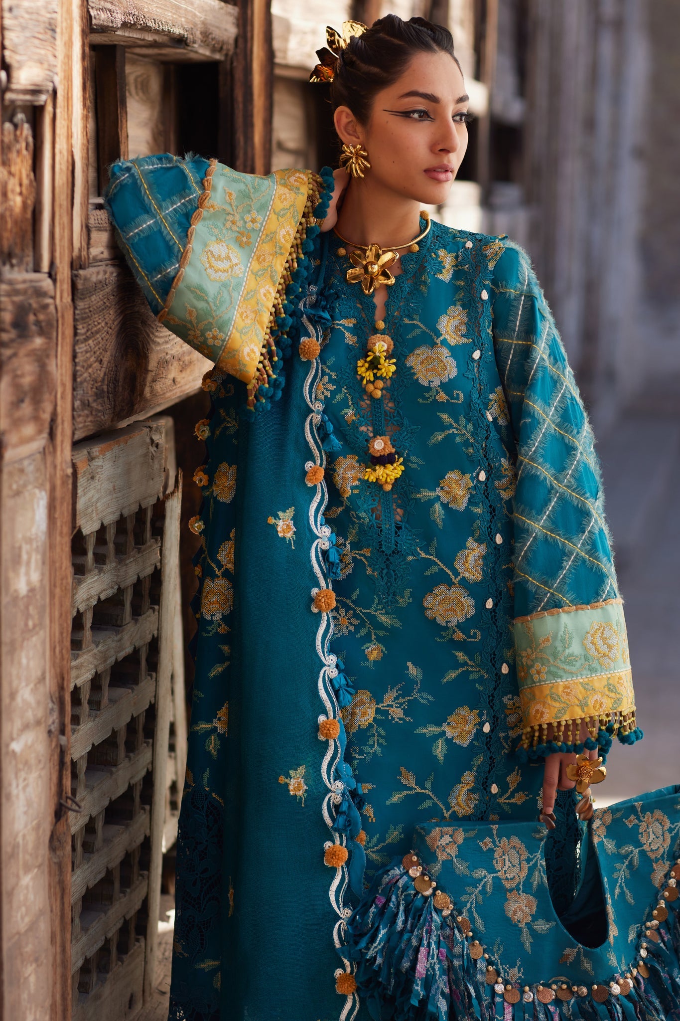Elan Embroidered Lawn Unstitched 3pcs