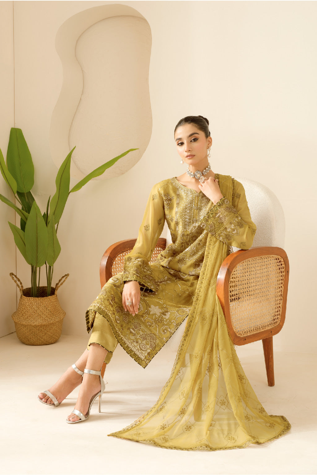 Sonehri By Ramsha Chiffon Unstitched 3pcs