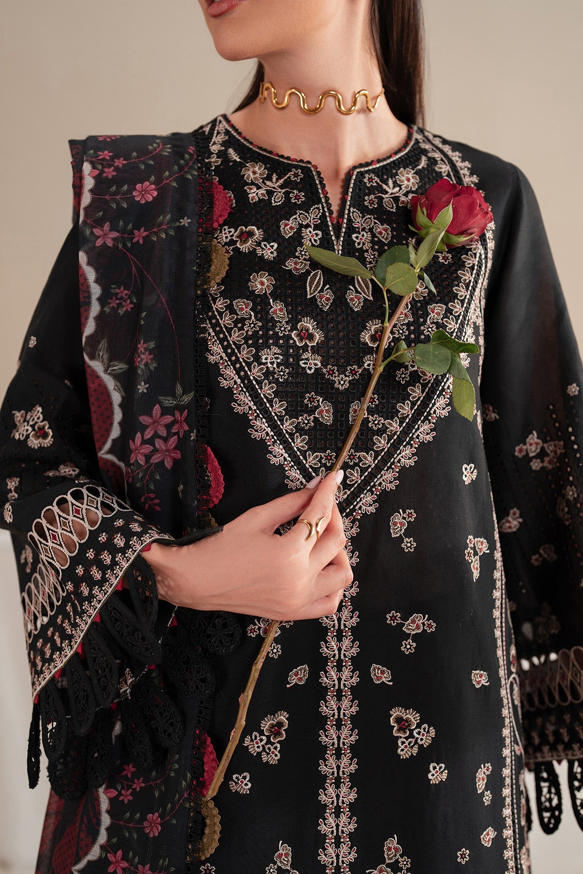 Iris By Jazmin Embroidered Luxury Lawn Unstitched 3pcs