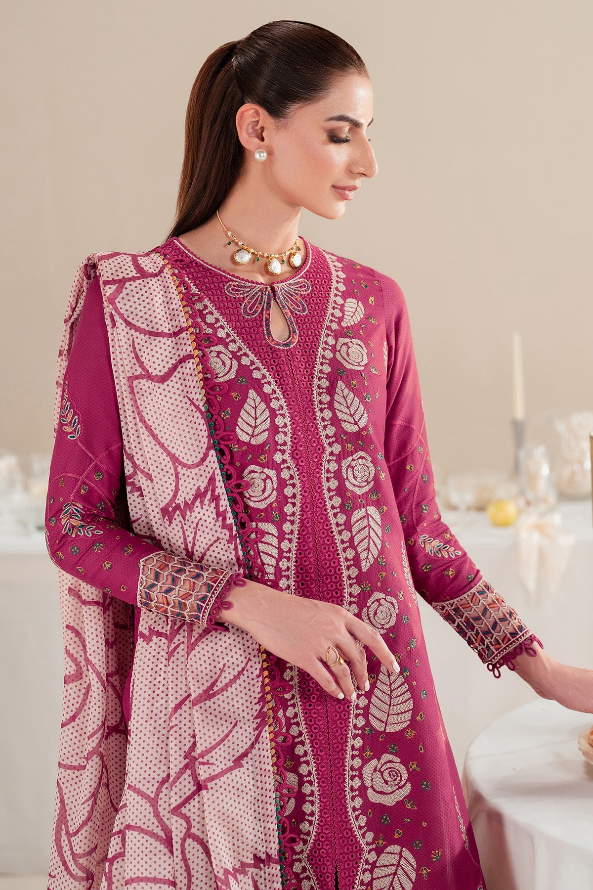 Iris By Jazmin Embroidered Luxury Lawn Unstitched 3pcs