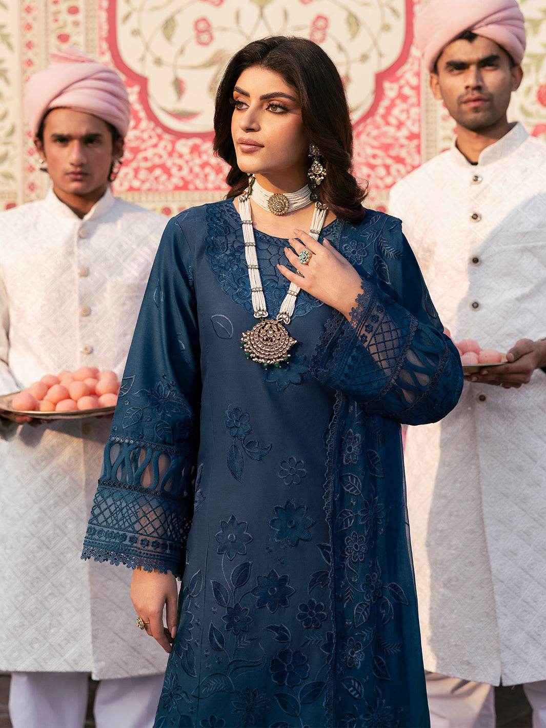 Husn Jahan By Mahnur Embroidered Luxury Lawn Unstitched 3pcs - Jotey