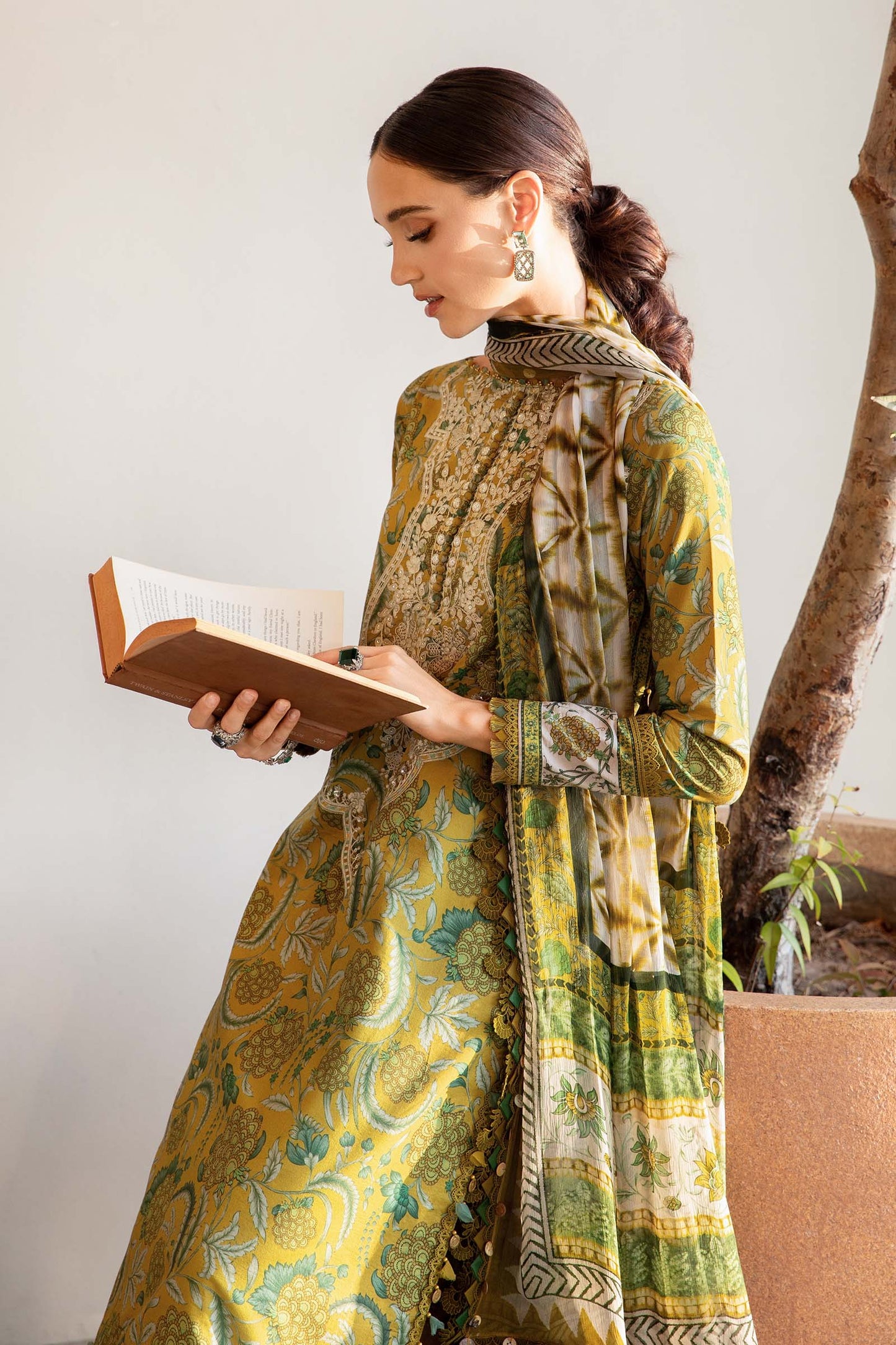 M. Prints By Maria B. Lawn Vol-25 Printed Unstitched 3pcs