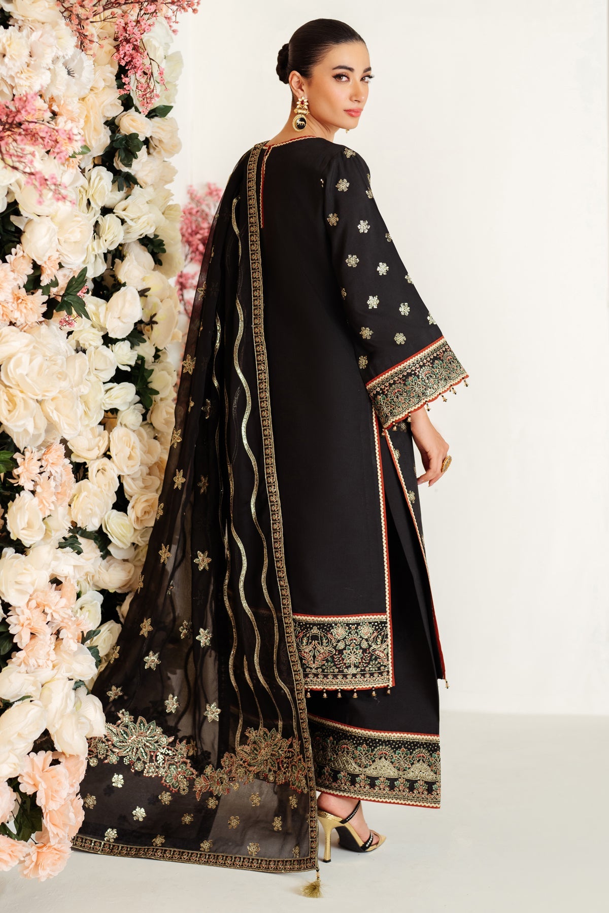 Luxe Raw Silk By Alizeh Embroidered Organza Unstitched 3pcs