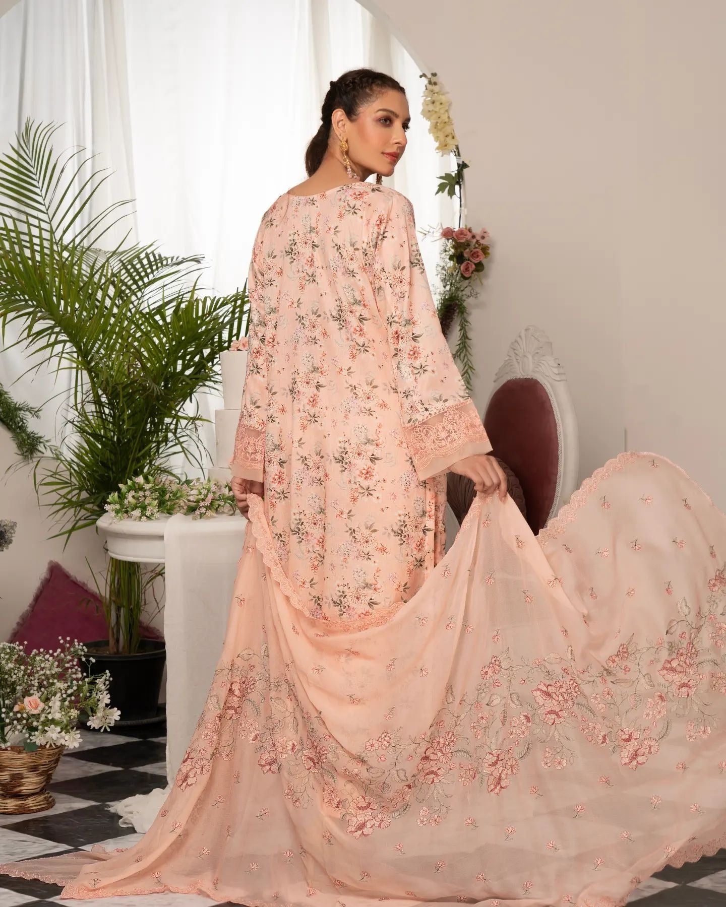 Manizay Super Anmol Embroidered Lawn 3pcs
