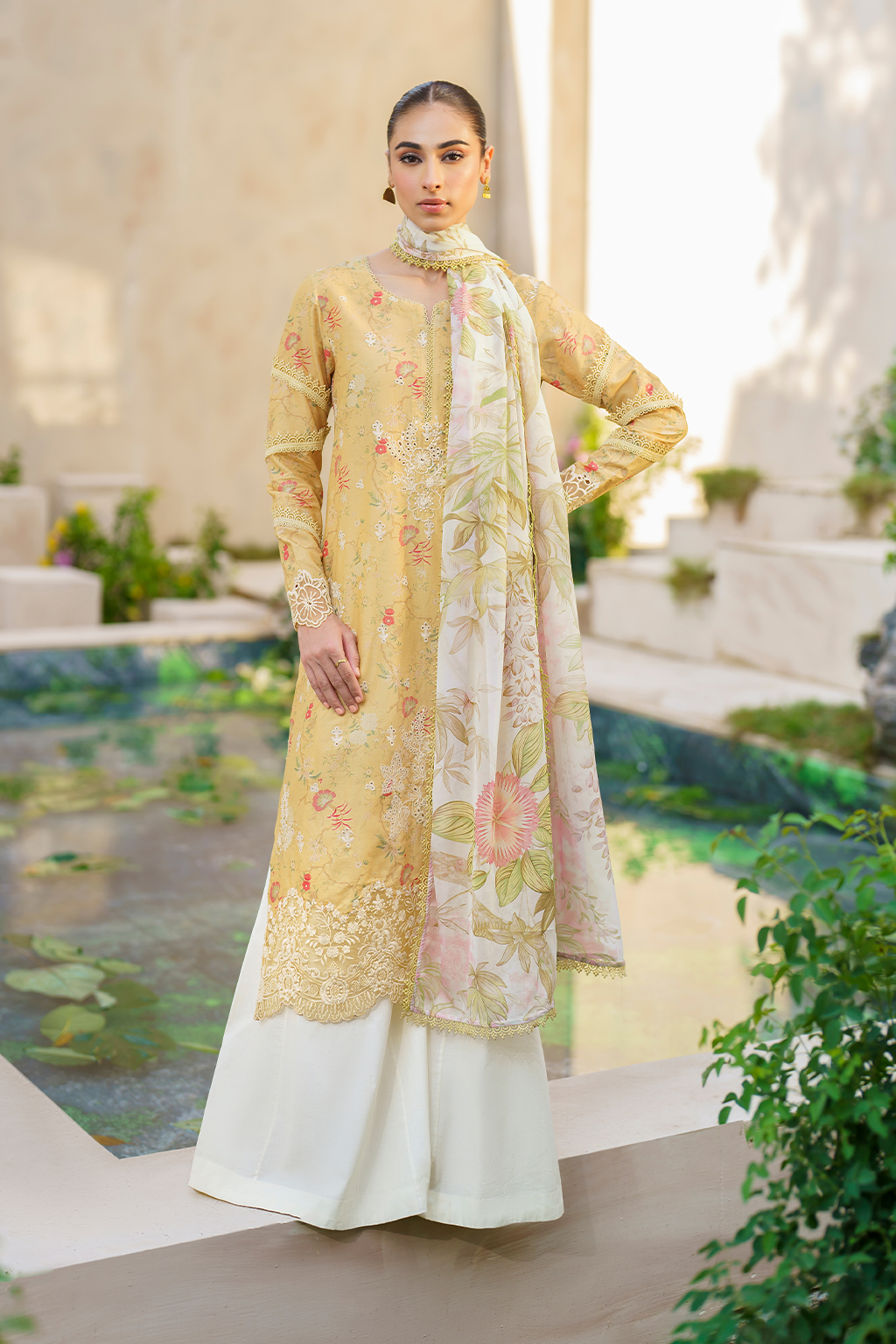 Iznik Festive Lawn Embroidered Unstitched 3pcs - Jotey