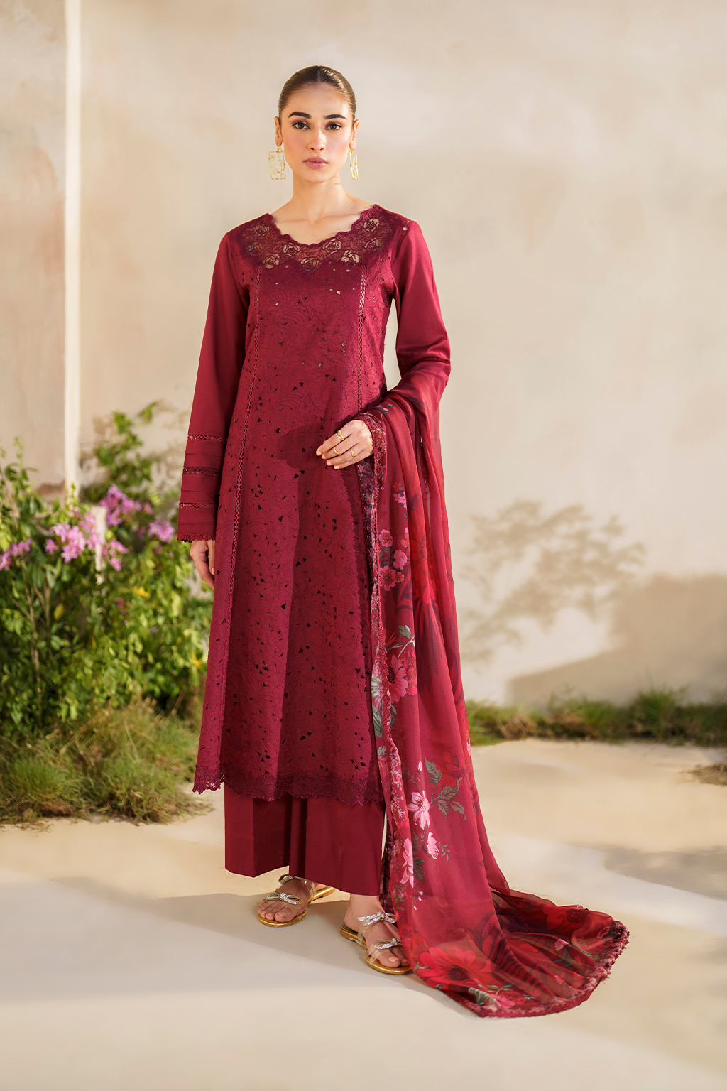 Iznik Festive Lawn Embroidered Unstitched 3pcs - Jotey
