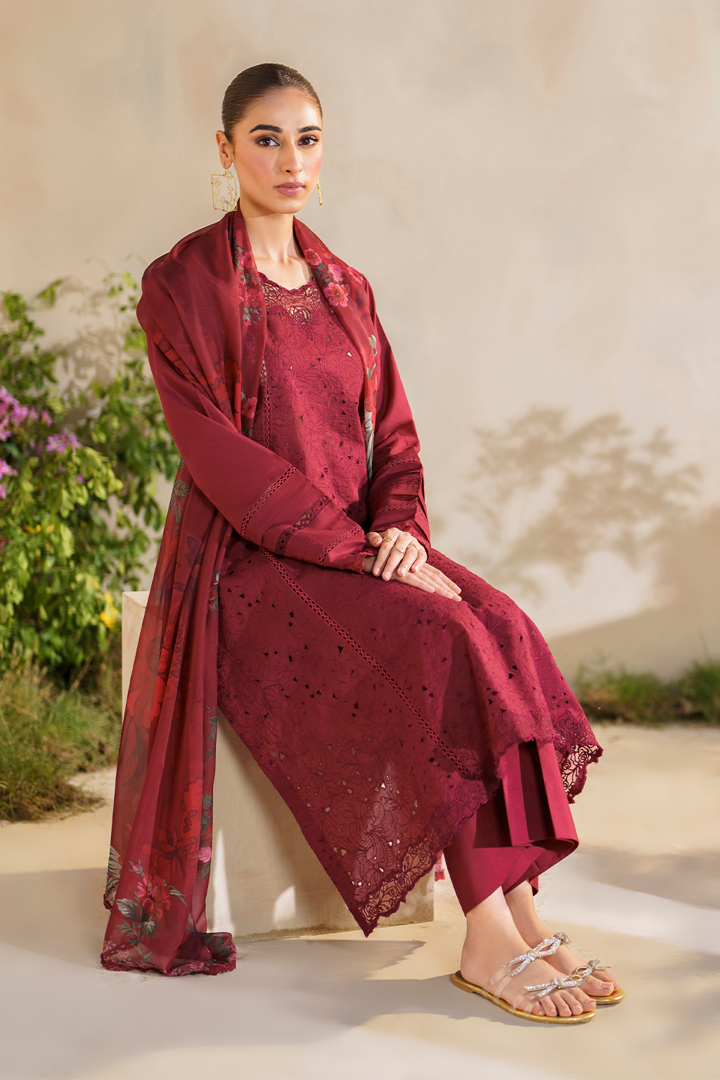 Iznik Festive Lawn Embroidered Unstitched 3pcs - Jotey