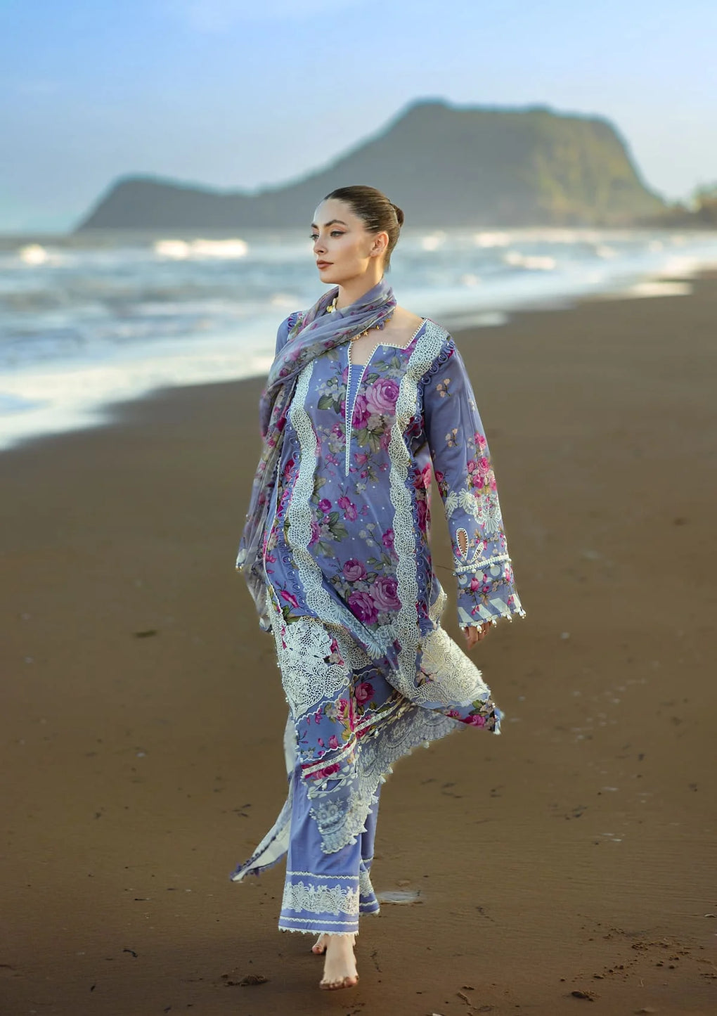 Elaf Premium Signature Embroidered Lawn Unstitched 3pcs