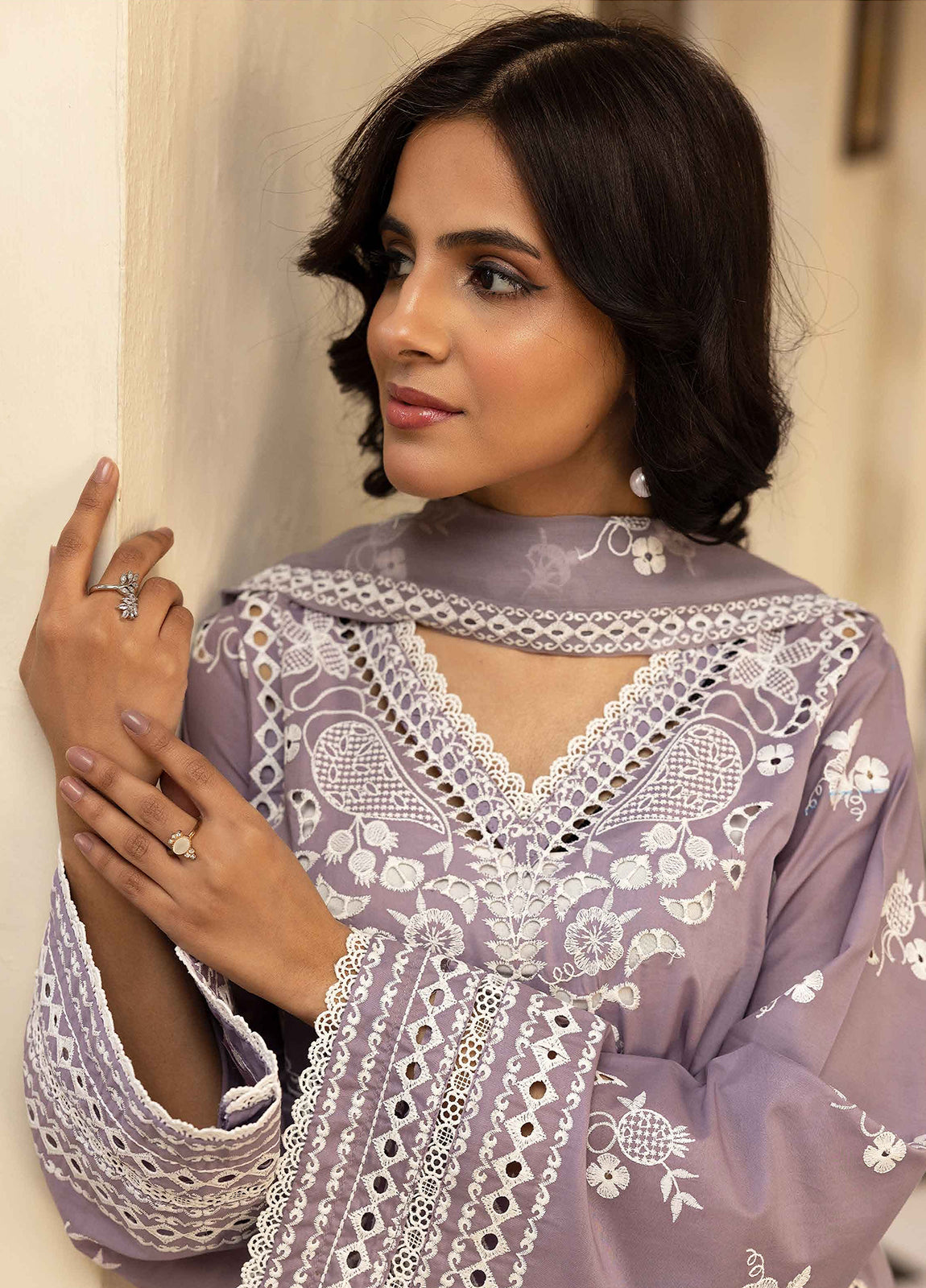 Khoobsurat Lawnkari Embroidered Lawn Unstitched 3pcs