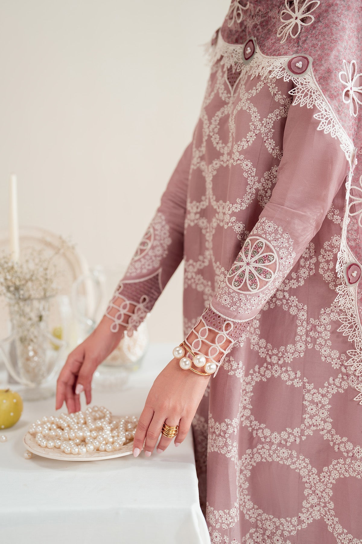 Iris By Jazmin Embroidered Luxury Lawn Unstitched 3pcs