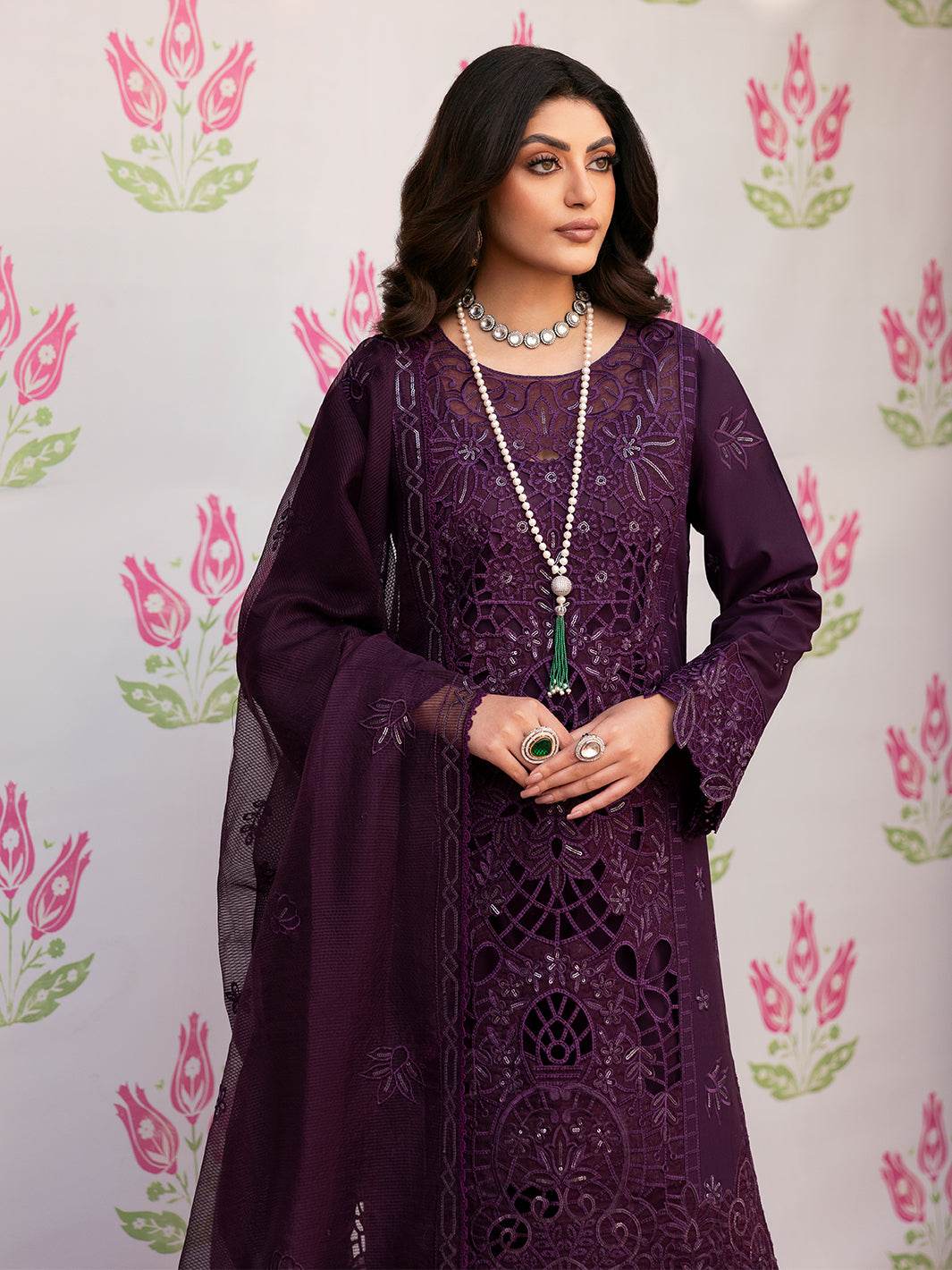 Husn Jahan By Mahnur Embroidered Luxury Lawn Unstitched 3pcs - Jotey