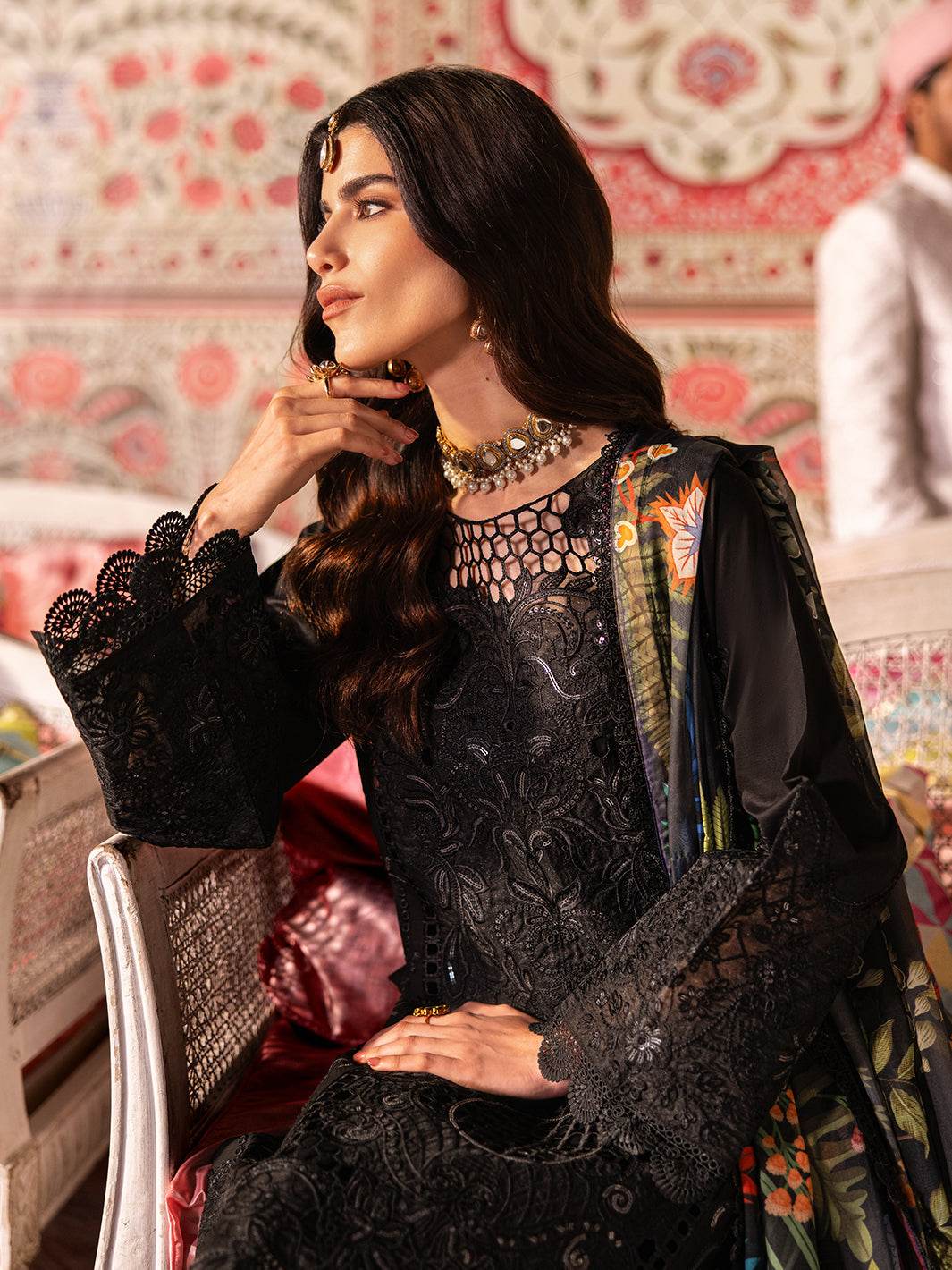Husn Jahan By Mahnur Embroidered Luxury Lawn Unstitched 3pcs - Jotey