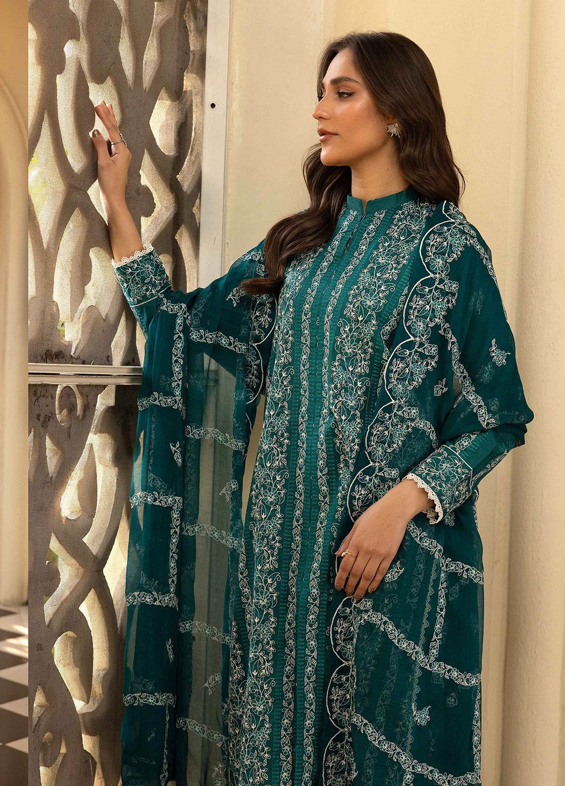 Khoobsurat Lawnkari Embroidered Lawn Unstitched 3pcs - Jotey