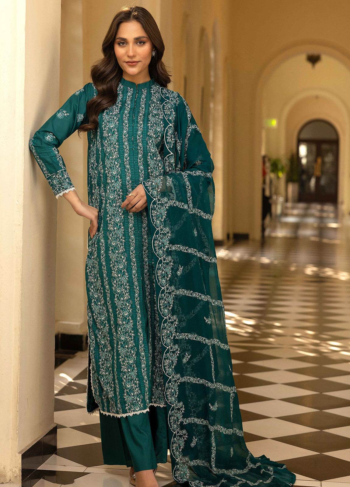 Khoobsurat Lawnkari Embroidered Lawn Unstitched 3pcs - Jotey