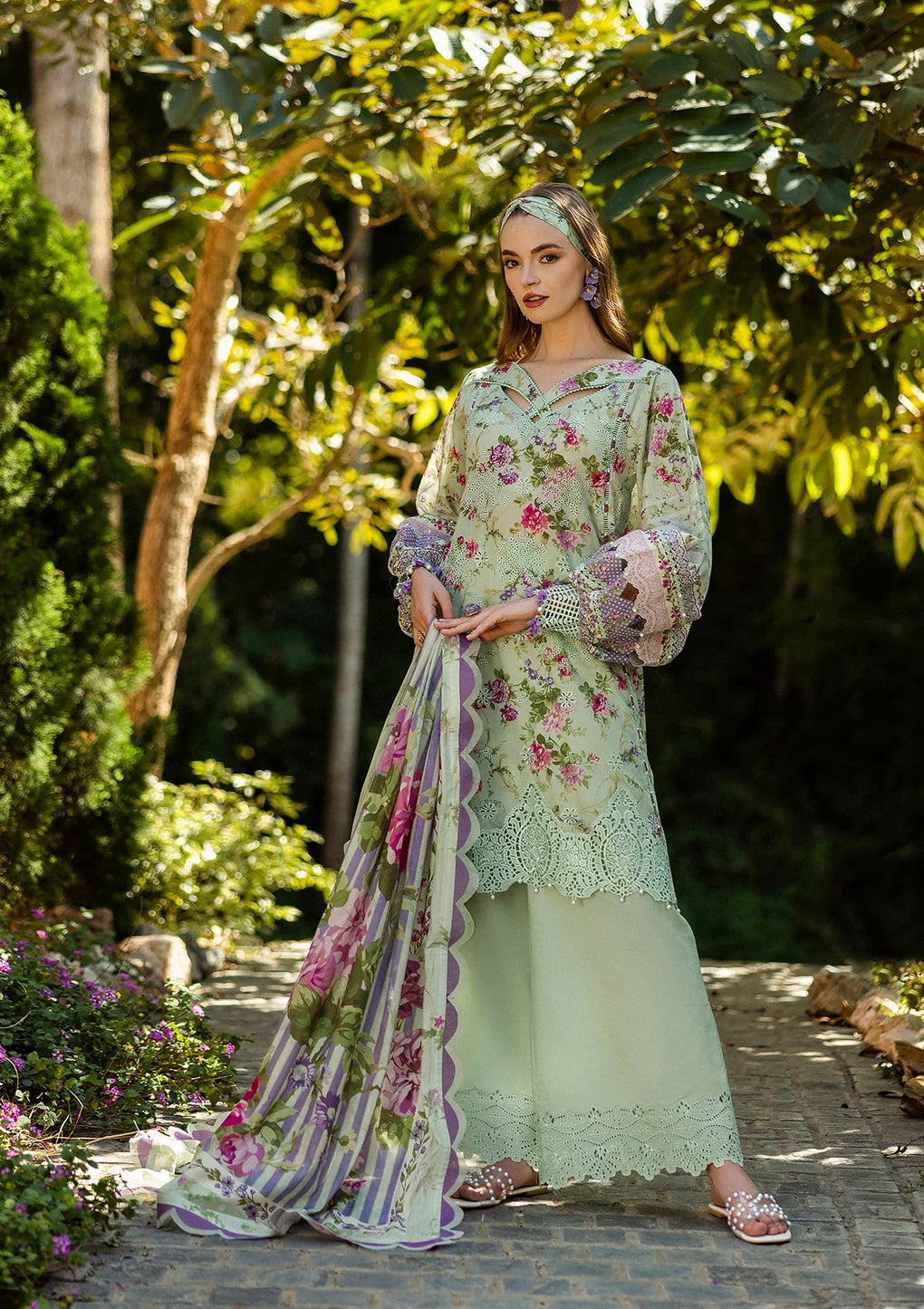 Elaf Print Chikankari Unstitched Lawn 3pcs