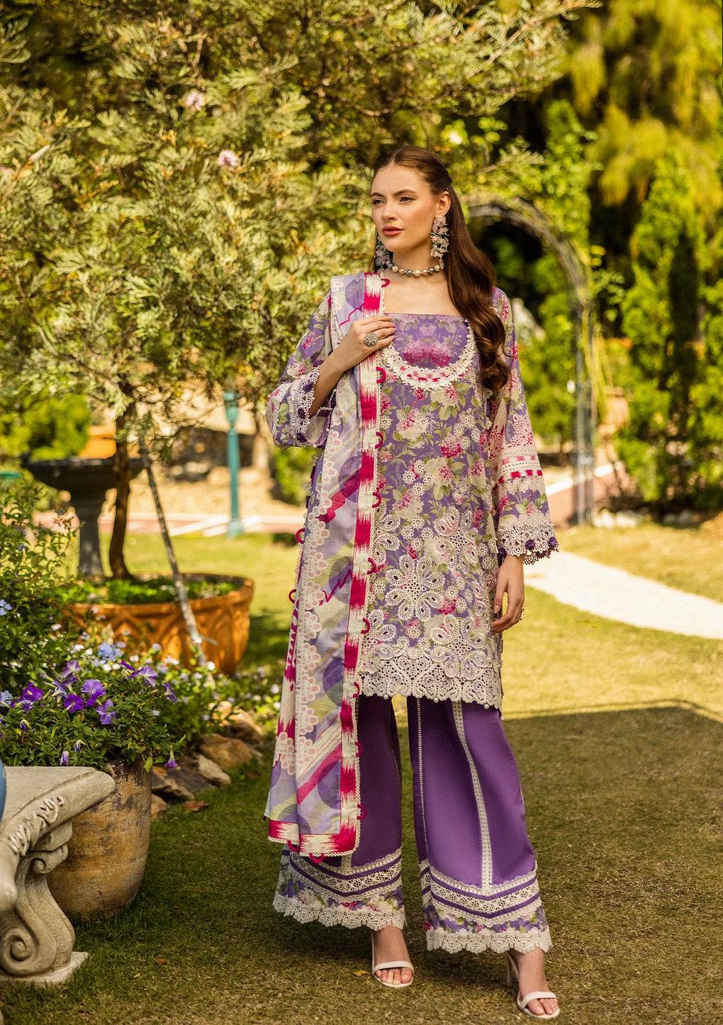 Elaf Print Chikankari Unstitched Lawn 3pcs - Jotey